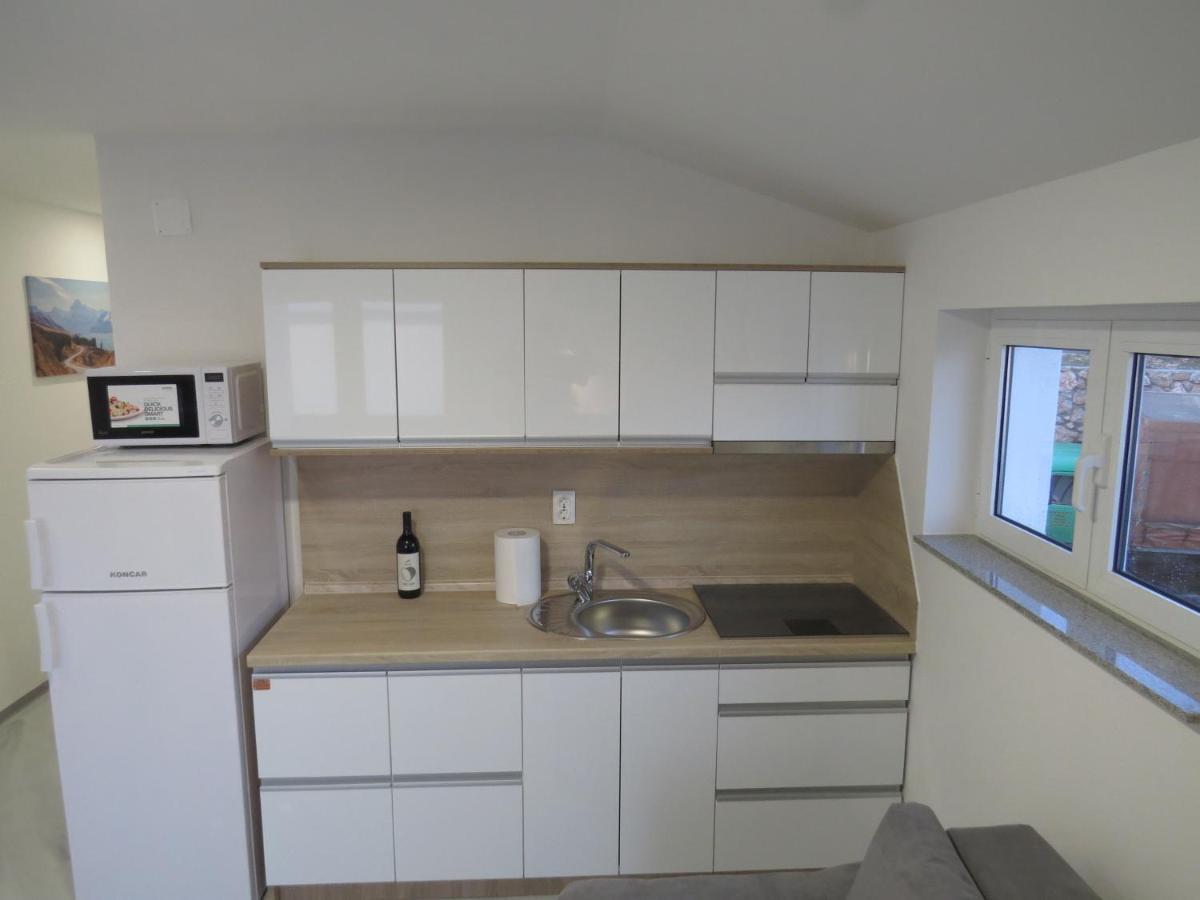 Apartman Luka 1 Sibuljina Exterior photo
